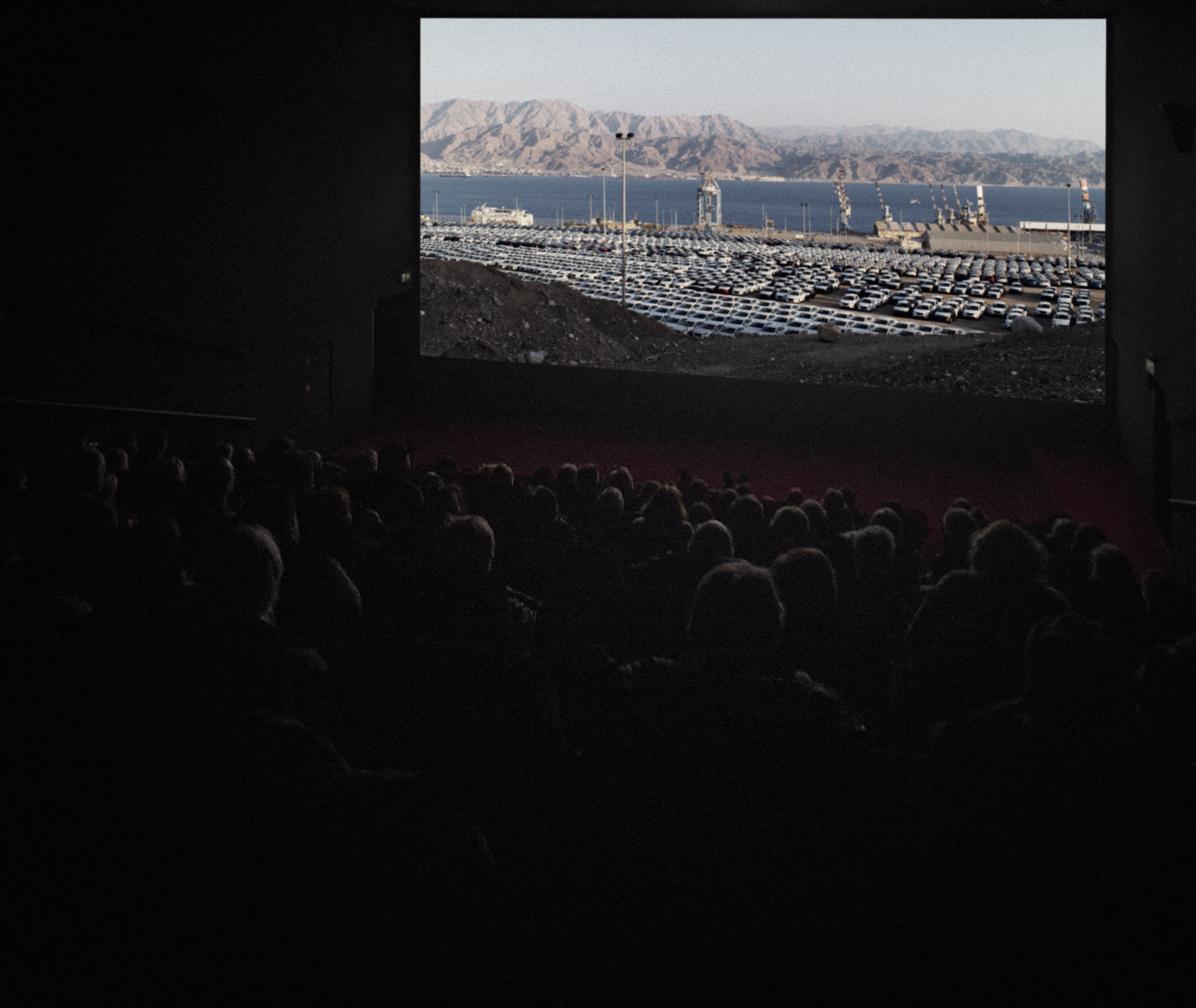 sr - a film by Lea Hartlaub